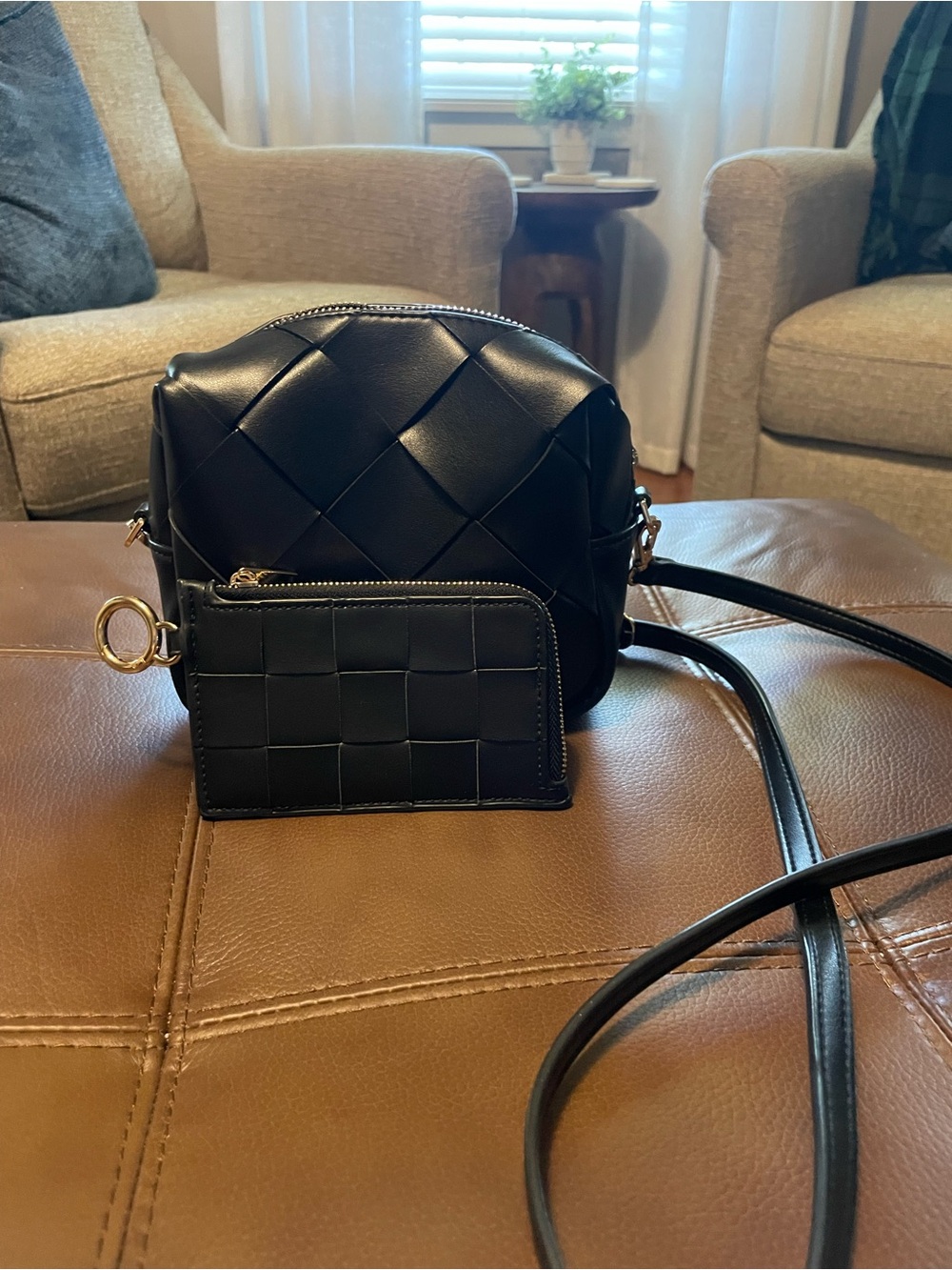 Black Woven Crossbody Bag with Zip Pouch - Women